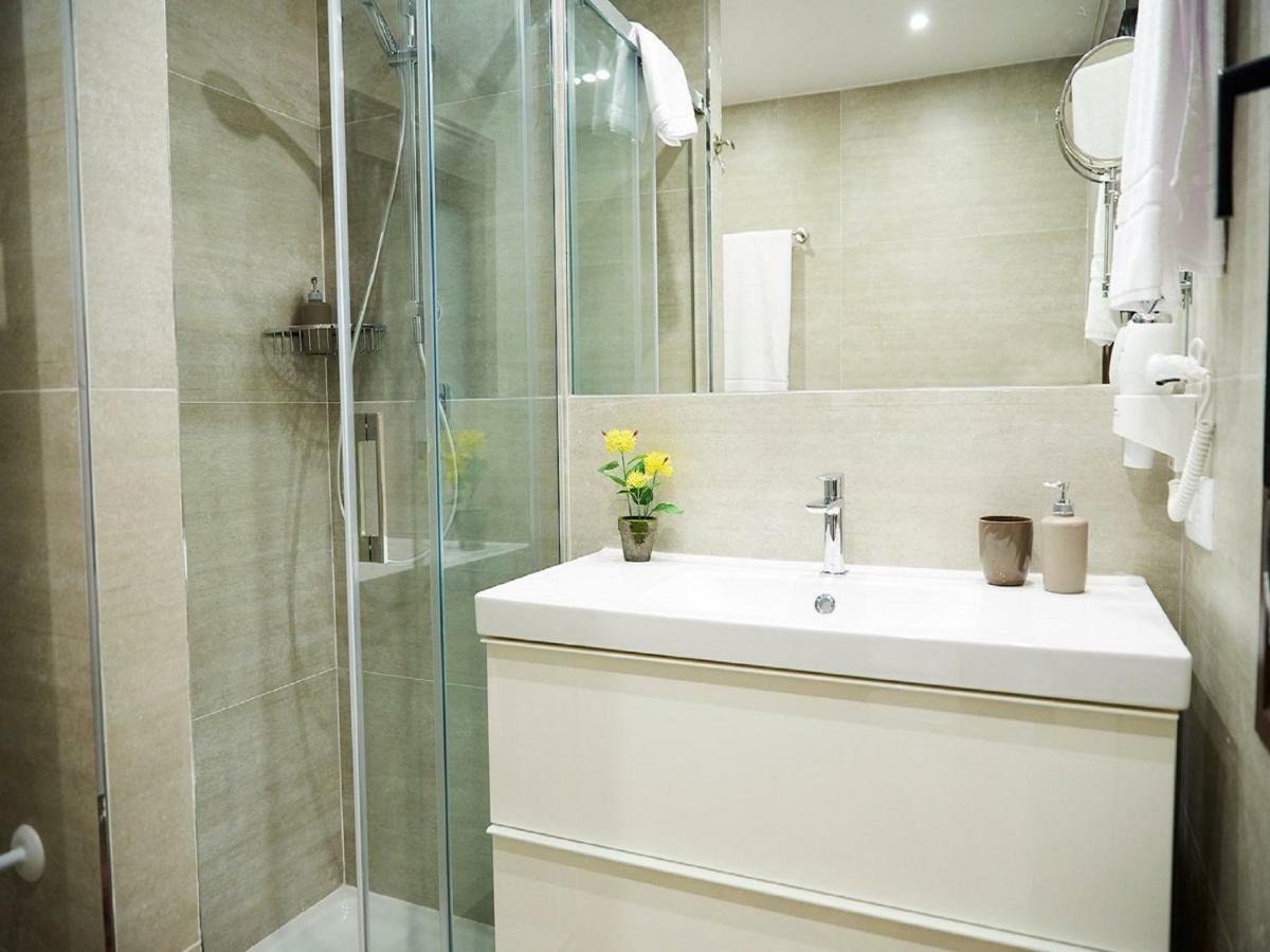 Apartamentos San Pablo Caces Екстериор снимка